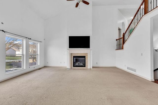 6146 Ravenhill Road, Hilliard, OH 43026