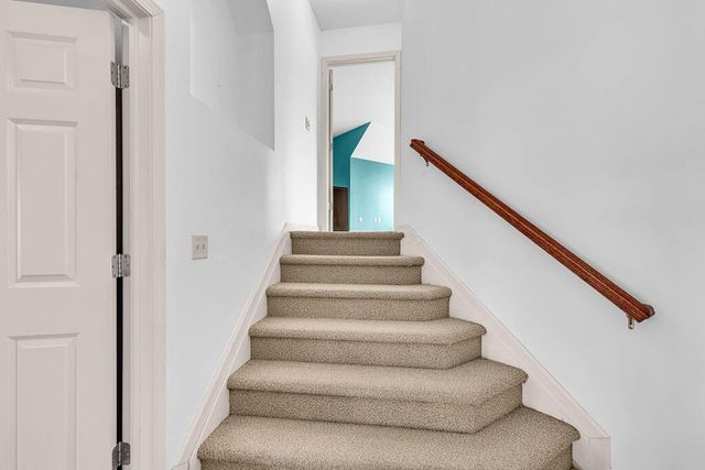 6146 Ravenhill Road, Hilliard, OH 43026