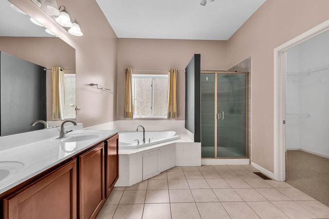 6146 Ravenhill Road, Hilliard, OH 43026