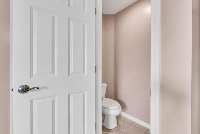 6146 Ravenhill Road, Hilliard, OH 43026