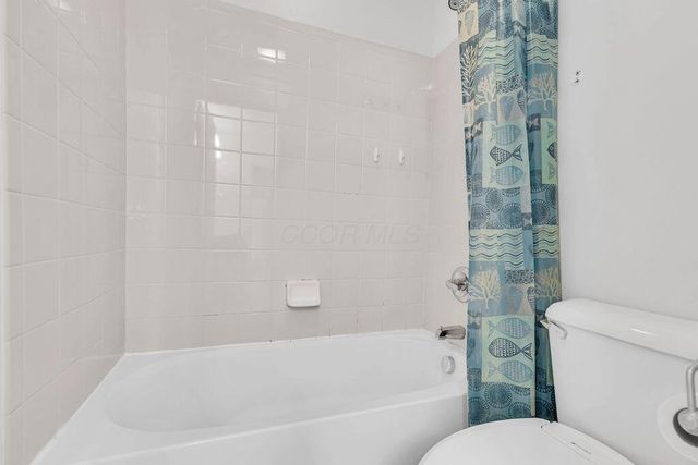 6146 Ravenhill Road, Hilliard, OH 43026