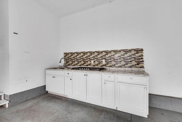 6146 Ravenhill Road, Hilliard, OH 43026