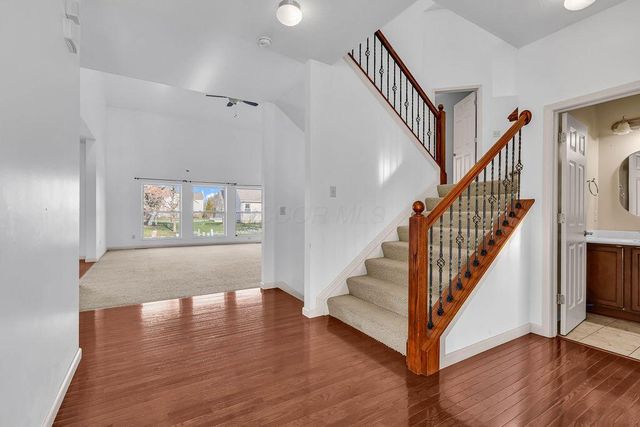 6146 Ravenhill Road, Hilliard, OH 43026