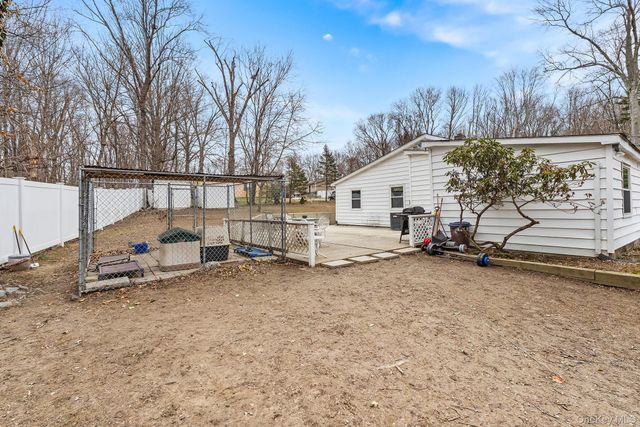 9 Hill View Road, New Windsor, NY 12553