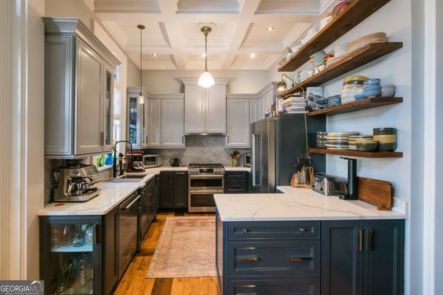 108 E Gaston Street, Savannah, GA 31401