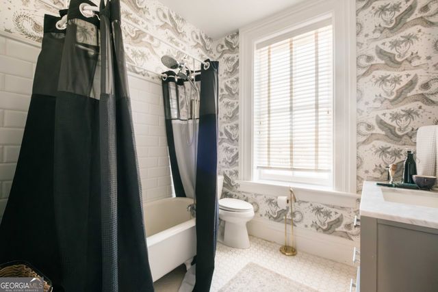 108 E Gaston Street, Savannah, GA 31401