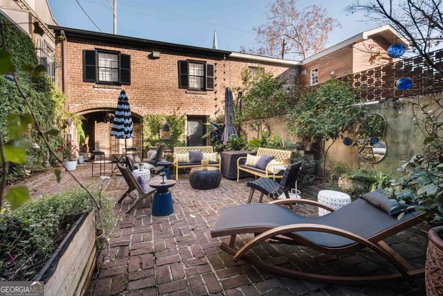 108 E Gaston Street, Savannah, GA 31401