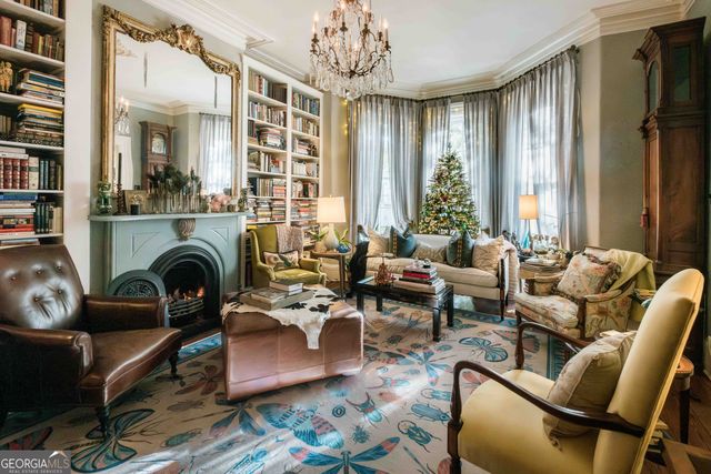 108 E Gaston Street, Savannah, GA 31401