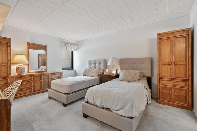 900 Washington Road 106, Mt Lebanon, PA 15228