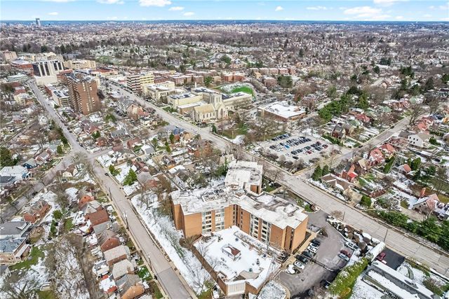 900 Washington Road 106, Mt Lebanon, PA 15228