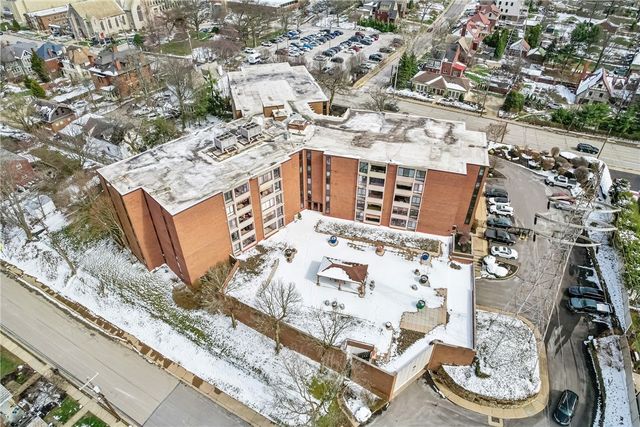 900 Washington Road 106, Mt Lebanon, PA 15228