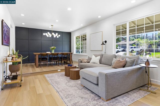 5565 Jasper Ct, Concord, CA 94521