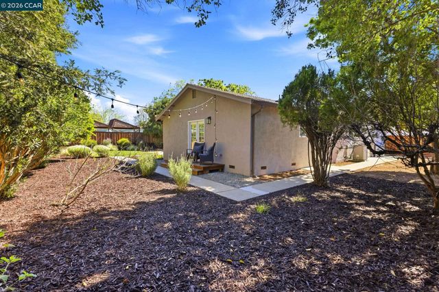 5565 Jasper Ct, Concord, CA 94521