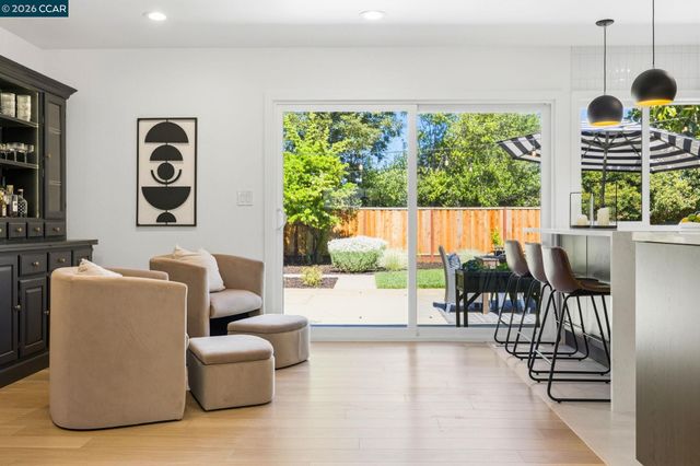 5565 Jasper Ct, Concord, CA 94521