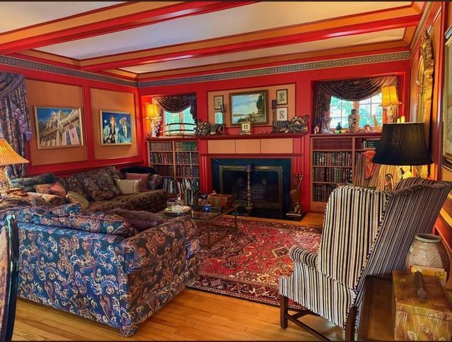 28100 Woodside Road, Excelsior, MN 55331