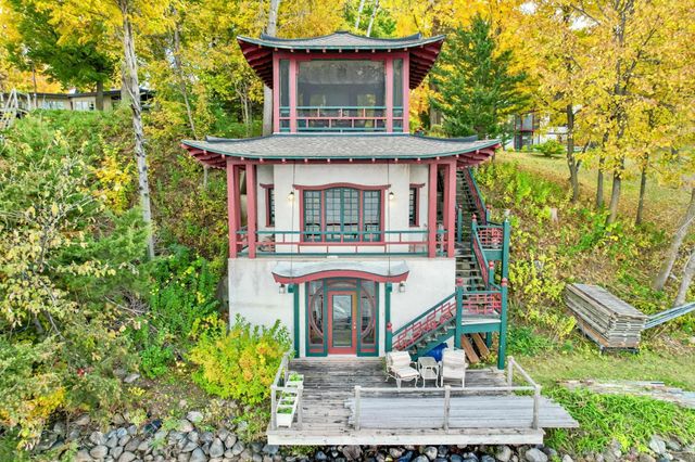 28100 Woodside Road, Excelsior, MN 55331