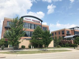 2390 Esplanade Drive 203, Algonquin, IL 60102