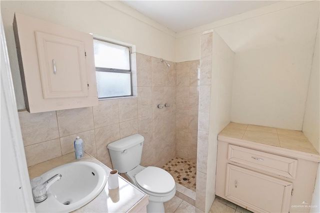 307 S Cox Street, Rio Grande City, TX 78582