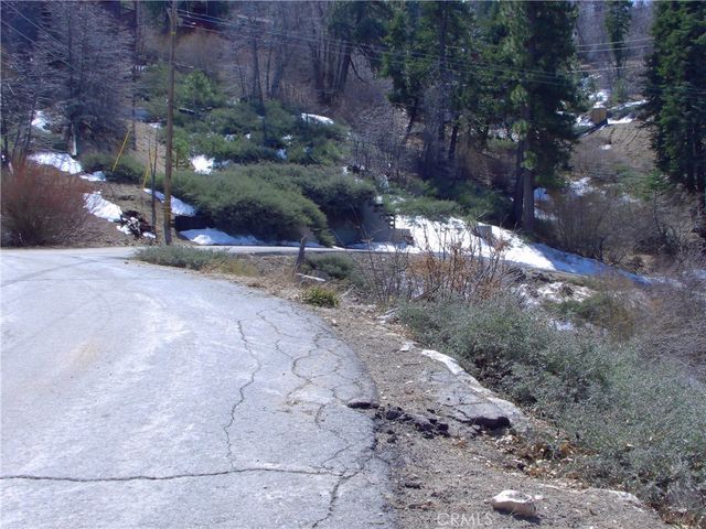 33564 Falling Leaf dr., Green Valley Lake, CA 92341