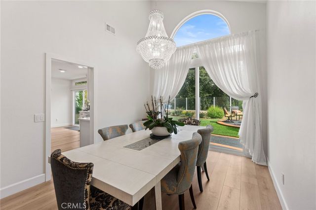 15 Tierra Vista, Laguna Hills, CA 92653