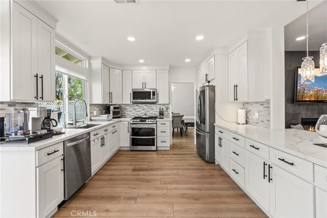 15 Tierra Vista, Laguna Hills, CA 92653