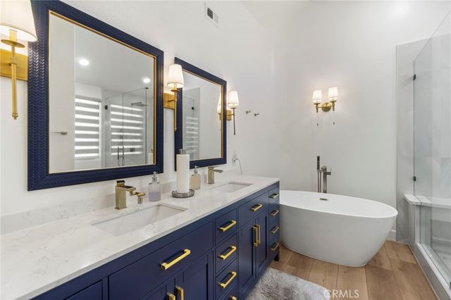 15 Tierra Vista, Laguna Hills, CA 92653