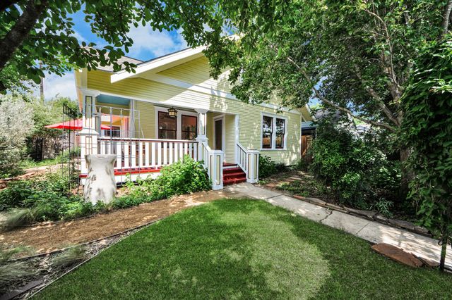 1301 Walton Street, Houston, TX 77009