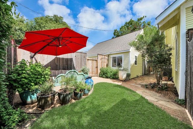 1301 Walton Street, Houston, TX 77009