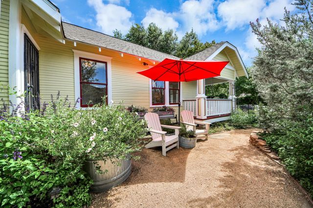 1301 Walton Street, Houston, TX 77009