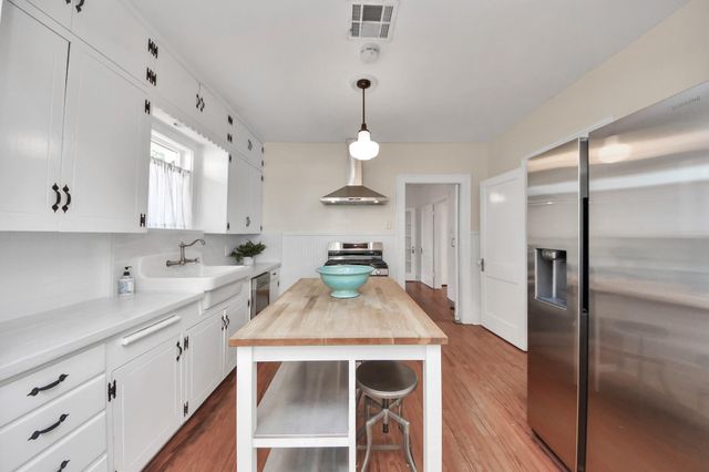 1301 Walton Street, Houston, TX 77009