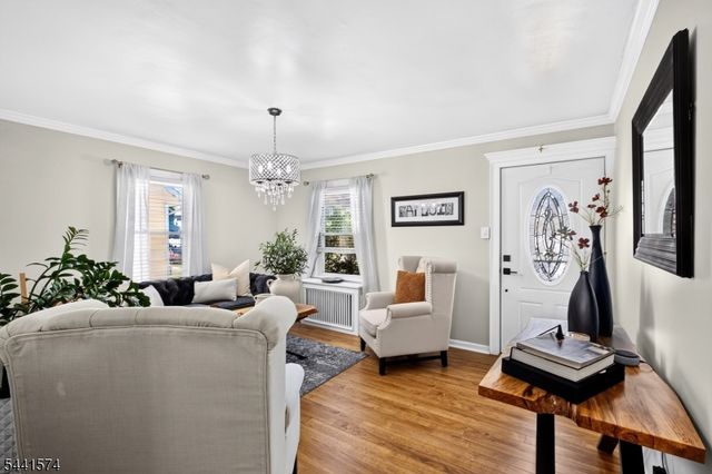523 Harrison Pl, Linden City, NJ 07036