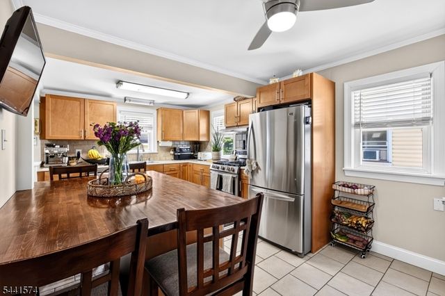 523 Harrison Pl, Linden City, NJ 07036