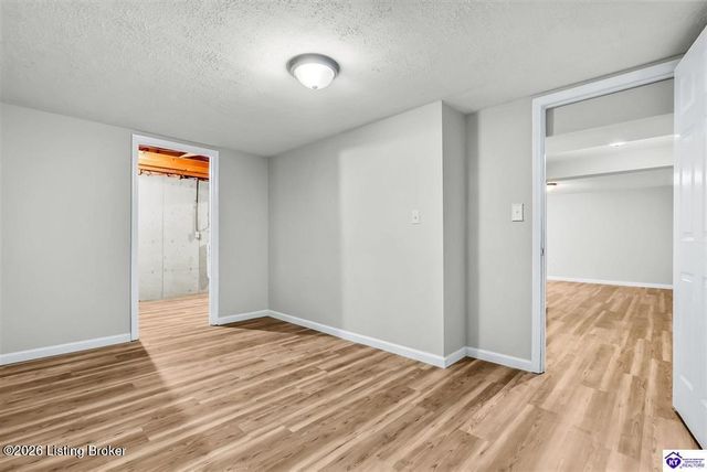 215 Darrell Dr, Elizabethtown, KY 42701