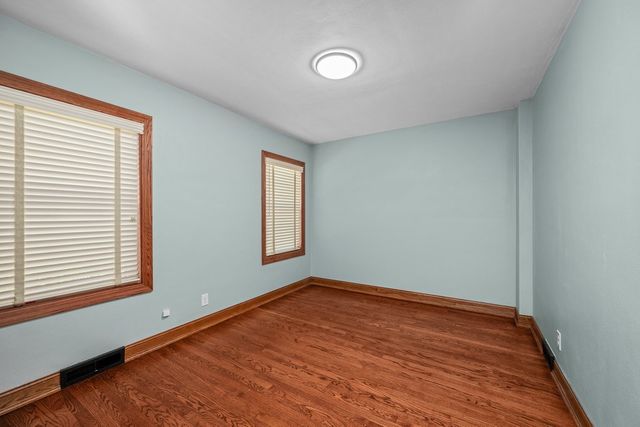 2405 23rd Avenue A, Moline, IL 61265