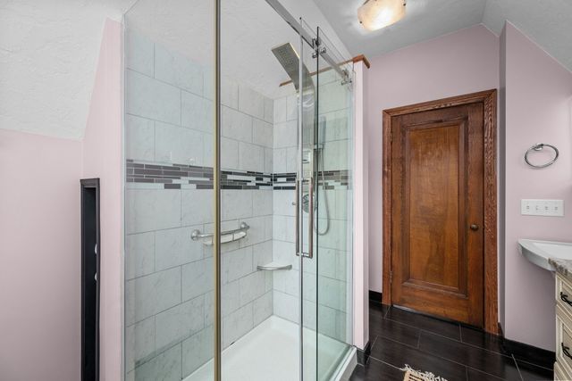 2405 23rd Avenue A, Moline, IL 61265