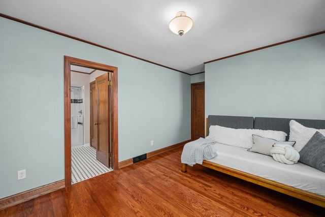 2405 23rd Avenue A, Moline, IL 61265