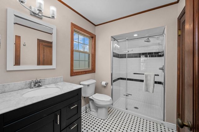 2405 23rd Avenue A, Moline, IL 61265