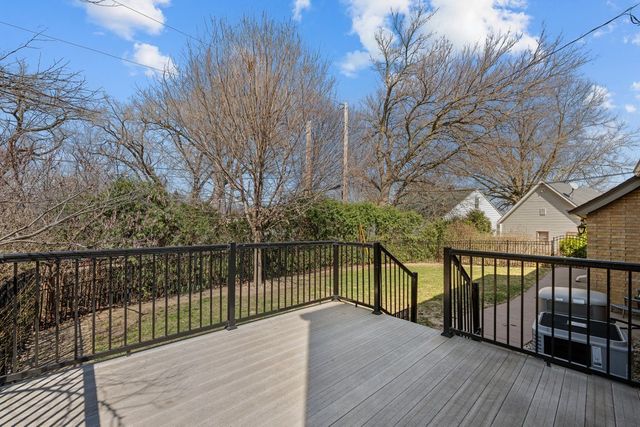 2405 23rd Avenue A, Moline, IL 61265