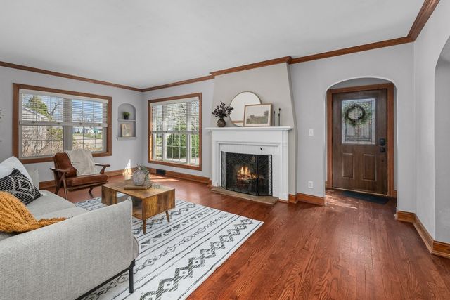 2405 23rd Avenue A, Moline, IL 61265