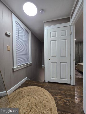 83 JOHN, Carteret, NJ 07008