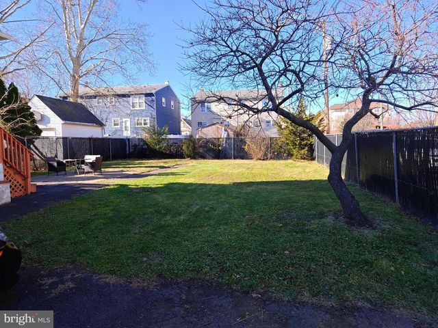 83 JOHN, Carteret, NJ 07008