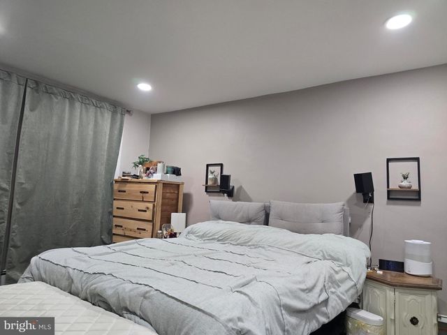 83 JOHN, Carteret, NJ 07008