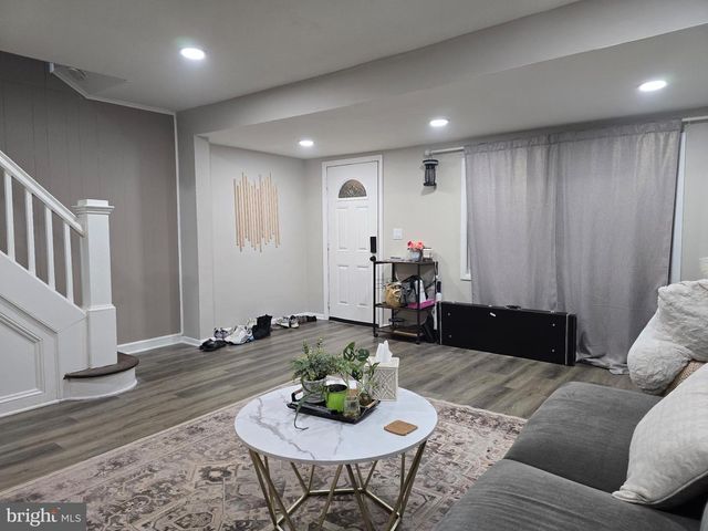 83 JOHN, Carteret, NJ 07008