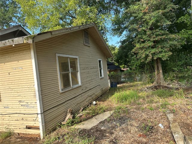 2828 Jackson Street, Shreveport, LA 71109