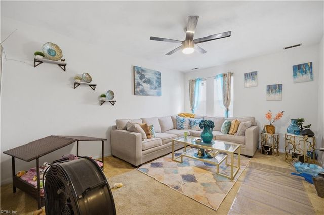 5816 Cherokee Cluster CMN N, Virginia Beach, VA 23462