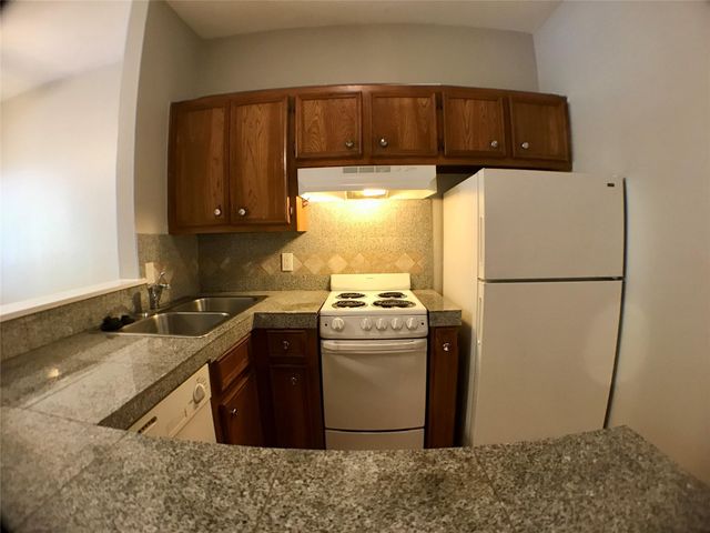 4409 Guadalupe ST 2, Austin, TX 78751