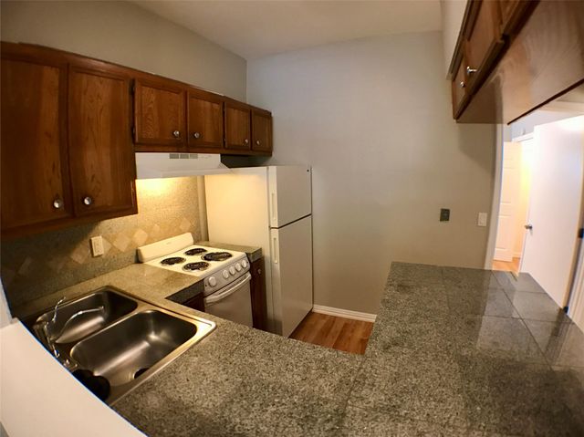 4409 Guadalupe ST 2, Austin, TX 78751