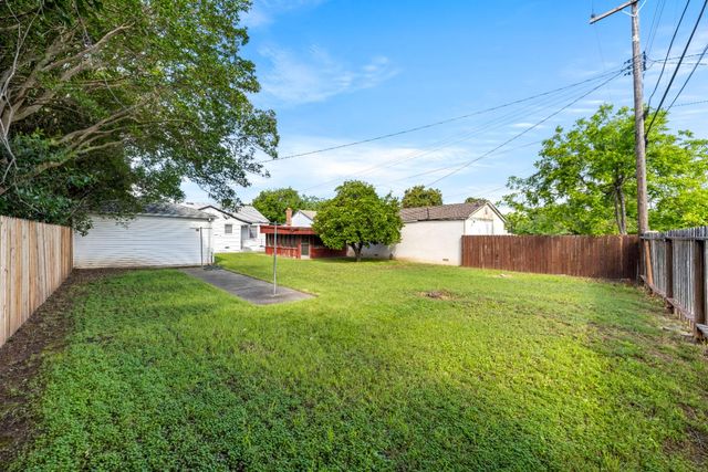 5979 Vista Ave, Sacramento, CA 95824