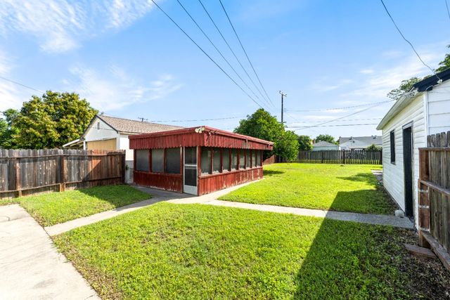 5979 Vista Ave, Sacramento, CA 95824