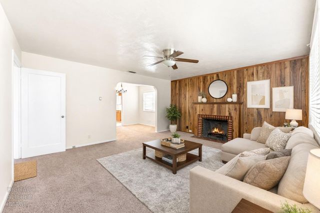 5979 Vista Ave, Sacramento, CA 95824